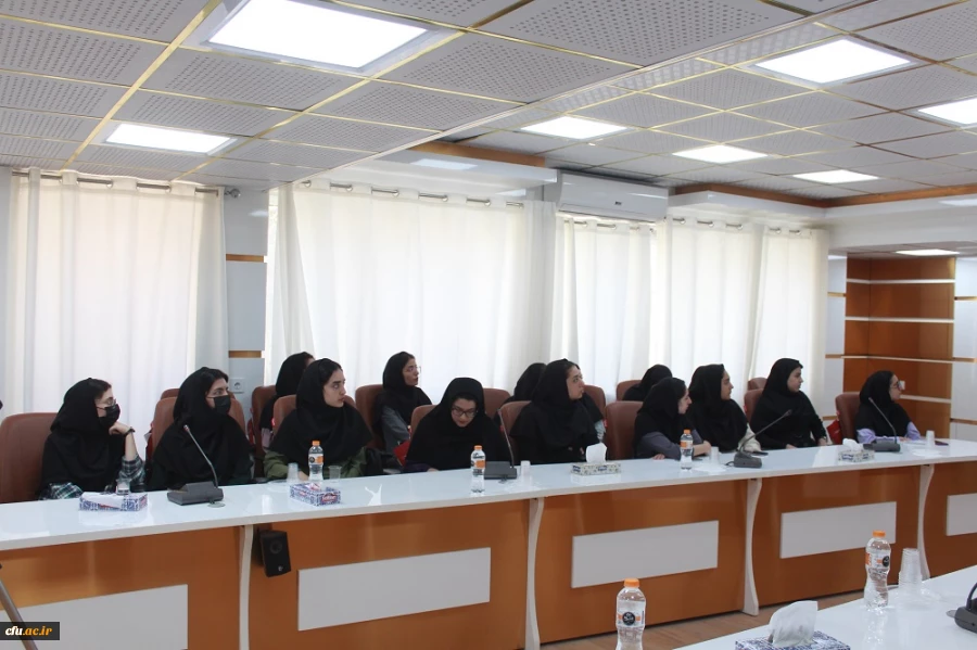 به میزبانی دانشگاه فرهنگیان استان بوشهر؛
175 کرسی علمی_ ترویجی دانشگاه فرهنگیان برگزار شد 10