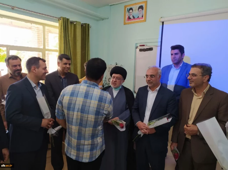 حضور حجت الاسلام والمسلمین موسوی مدیرکل دادگستری استان فارس به همراه دادستان شیراز و معاونین دادگستری استان فارس در دانشگاه فرهنگیان استان فارس و تبریک هفته معلم به همکاران،اساتید و دانشجو معلمان 8