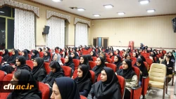 جلسه پرسش و پاسخ دانشجویان با رئیس و مسئولین
 9