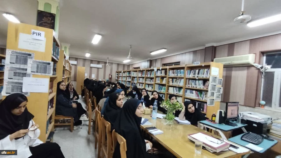 در پردیس بنت الهدی صدر دانشگاه فرهنگیان استان بوشهر برگزار شد:
کارگاه آموزشی نقد کتاب های داستان و رمان 3