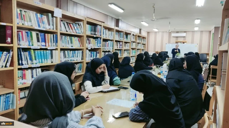 در پردیس بنت الهدی صدر دانشگاه فرهنگیان استان بوشهر برگزار شد:
کارگاه آموزشی نقد کتاب های داستان و رمان 6