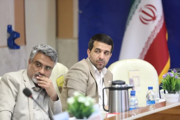 اگر کشور بخواهد پیشرفت واقعی داشته باشد باید به دانشگاه فرهنگیان توجه کند. 7