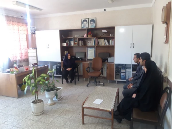 بازدید مسئولان و مدیران گروه های آموزشی دانشگاه فرهنگیان کردستان از مدارس مجری طرح کارورزی
 5