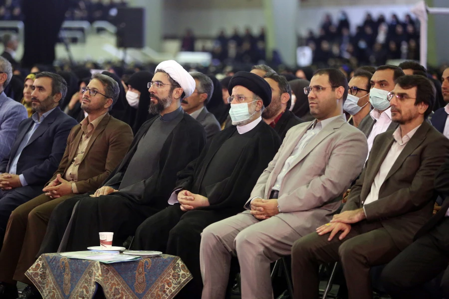 روز ورود مقام معظم رهبری به دانشگاه فرهنگیان؛ «روز ملی تربیت معلم» نام گذاری شود 3