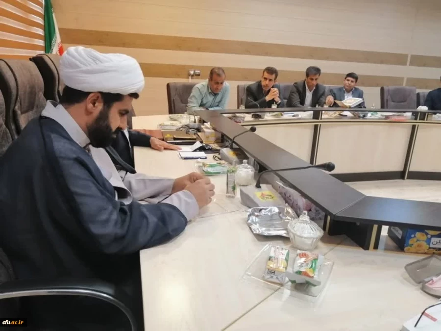 برگزاری آیین تکریم و معارفه مدیران سابق و جدید گروه علوم تربیتی در دانشگاه فرهنگیان استان ایلام 3