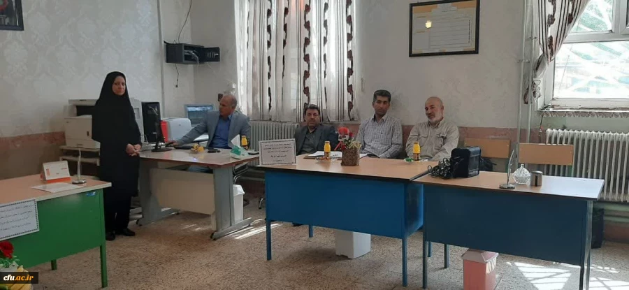 بازدید مدیران  گروه های آموزشی وکارشناس  کارورزی پردیس علامه طباطبایی لرستان از مدارس مجری کارورزی  6