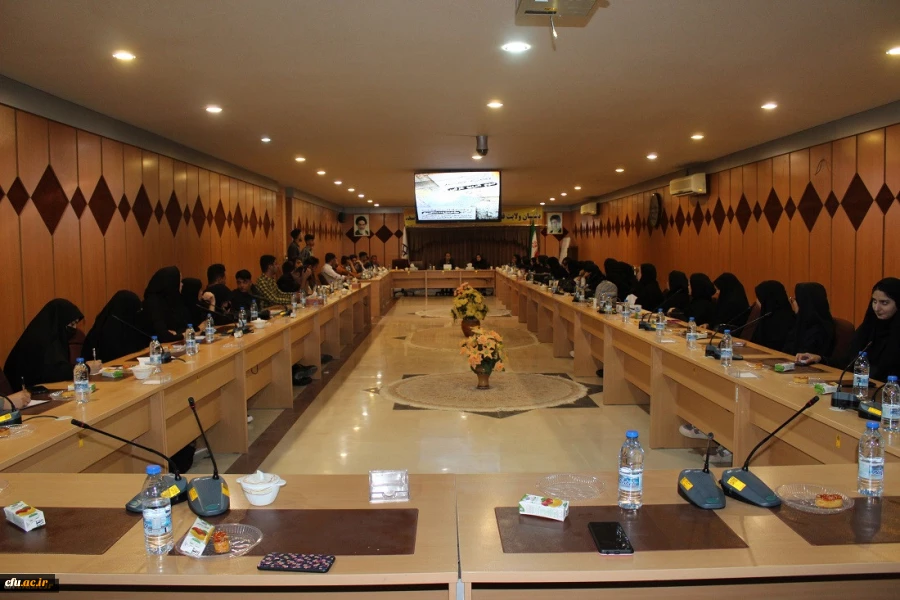 نشست انجمن های تاریخ پردیس های علامه طباطبایی و آیت الله کمالوند خرم آباد دانشگاه فرهنگیان لرستان و دانشگاه لرستان 4