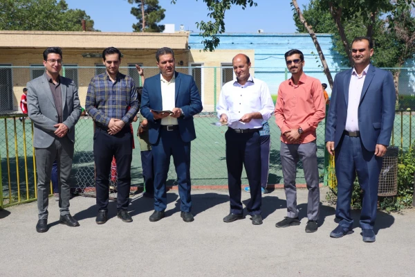 به مناسبت دهه سرآمدی آموزش انجام گرفت:
 6