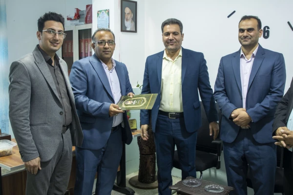 به مناسبت دهه سرآمدی آموزش انجام گرفت:
 9