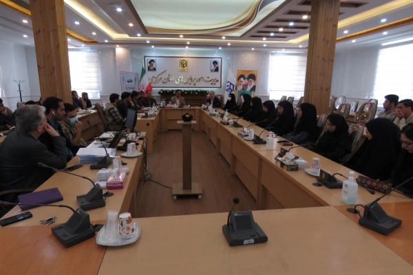 اختتامیه سومین مسابقه کشوری عکس نوشته
 3