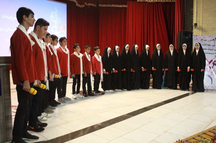 مشاور رئیس دانشگاه فرهنگیان کشور:
رشته های جدیدی در دانشگاه فرهنگیان تعریف شده است 15