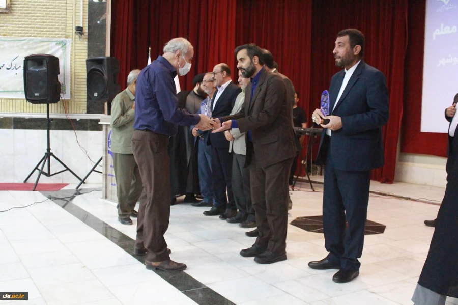 با حضور مشاور رئیس دانشگاه فرهنگیان؛
آئین نکوداشت روز تربیت معلم دانشگاه فرهنگیان استان بوشهربرگزار شد 8