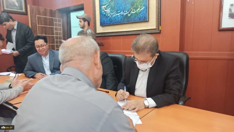 میز خدمت مدیرکل دادگستری استان فارس ویژه فرهنگیان در دانشگاه فرهنگیان استان فارس       7