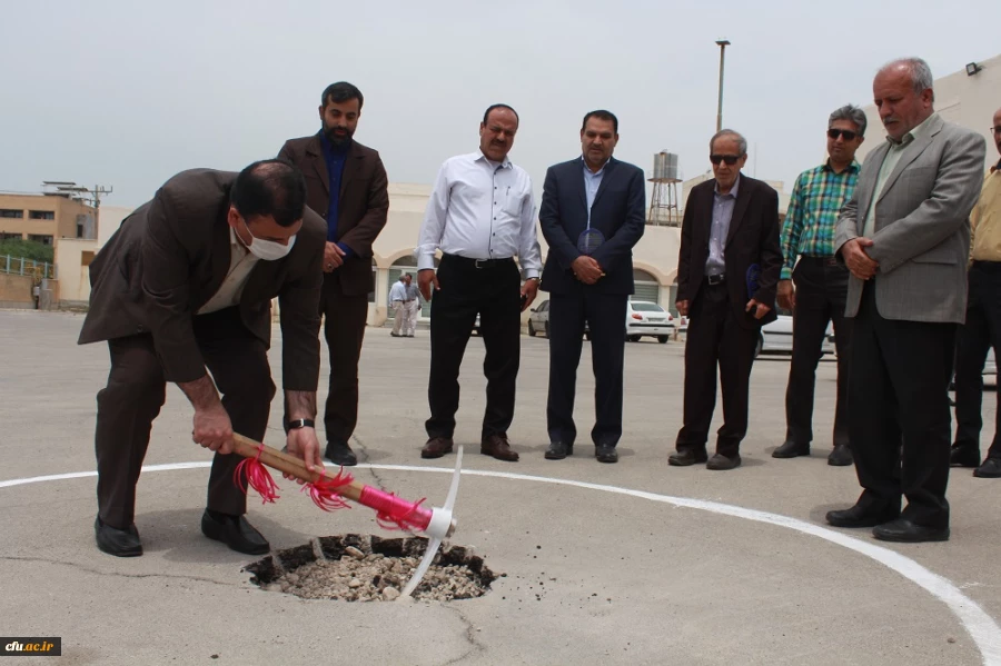 با حضور مشاور رئیس دانشگاه فرهنگیان کشور؛
ساختمان آموزشی پردیس علامه طباطبایی بوشهر کلنگ زنی شد 3