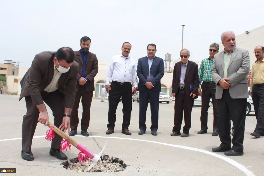 با حضور مشاور رئیس دانشگاه فرهنگیان کشور؛
ساختمان آموزشی پردیس علامه طباطبایی بوشهر کلنگ زنی شد 4