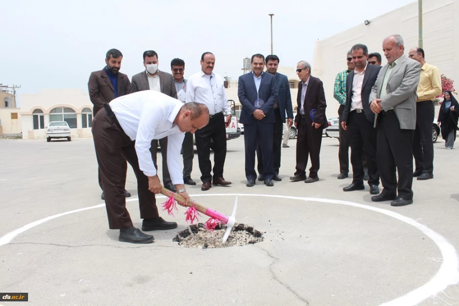 با حضور مشاور رئیس دانشگاه فرهنگیان کشور؛
ساختمان آموزشی پردیس علامه طباطبایی بوشهر کلنگ زنی شد 6