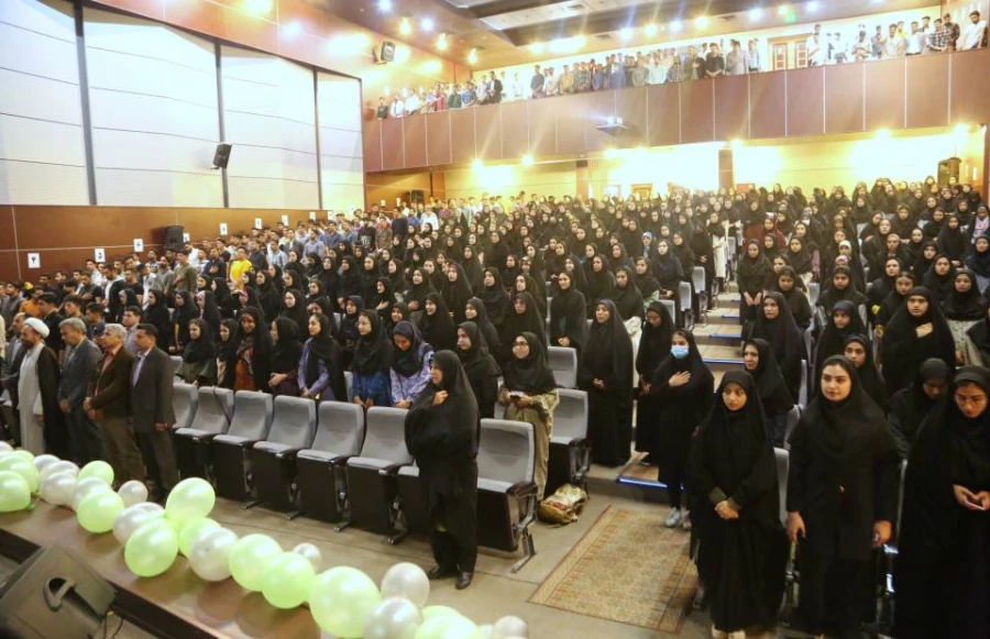 برگزاری آیین نکوداشت مقام معلمان در حوزه های دانشجویان، استادان و مجریان طرح کارورزی 7