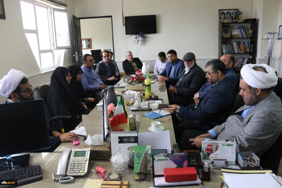 نشست صمیمی همکاران و دانشجومعلمان دانشگاه فرهنگیان خراسان شمالی با مشاور محترم ریاست دانشگاه فرهنگیان حجت الاسلام والمسلمین دکتر عابدی و مدیرکل محترم حراست سازمان مرکزی دانشگاه فرهنگیان جناب آقای دکتر قاسمی 12