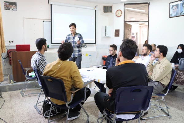 برگزاری مرحله منطقه ای دهمین جشنواره تدریس برتر منطقه 4 17