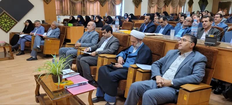 آیین گرامیداشت دهه سرآمدی آموزش و تقدیر از سرآمدان آموزشی نمونه دانشگاه فرهنگیان در مرکز آموزشی و پژوهشی امام علی( ع) بابلسر