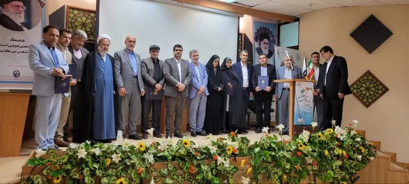 آیین گرامیداشت دهه سرآمدی آموزش و تقدیر از سرآمدان آموزشی نمونه دانشگاه فرهنگیان در مرکز آموزشی و پژوهشی امام علی( ع) بابلسر