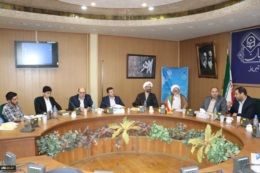 نشست صمیمی  دانشجو معلمان استان آذربایجان شرقی با سرپرست وزارت آموزش و پرورش  9