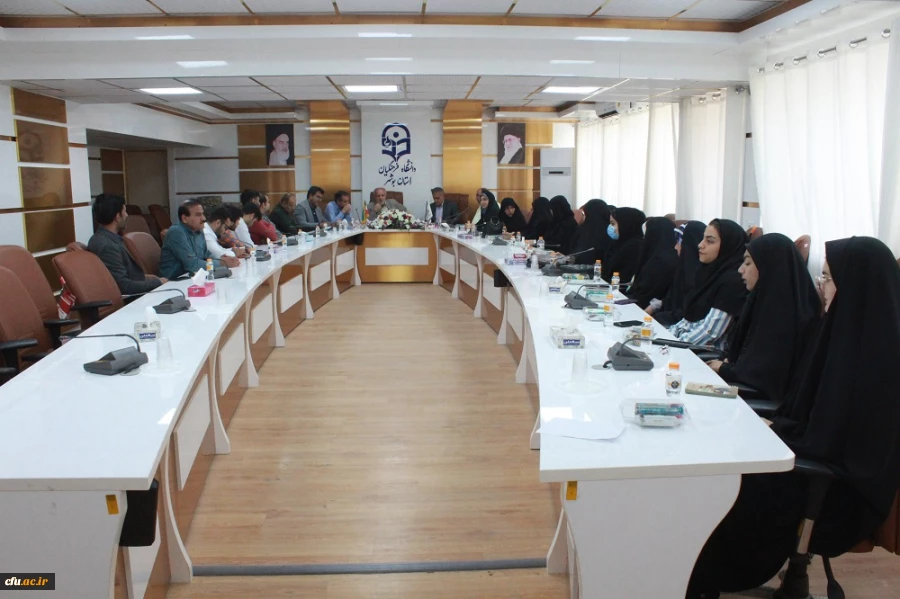 با حضور رئیس دانشگاه انجام شد؛
تقدیر از مسئولان و فعالان حوزه دانشجویی پردیس های دانشگاه فرهنگیان استان بوشهر 5