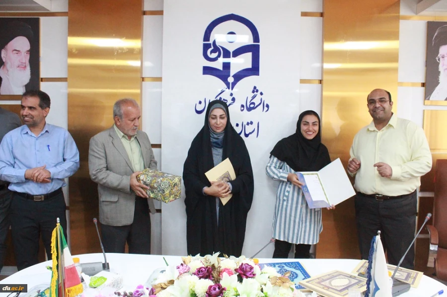 با حضور رئیس دانشگاه انجام شد؛
تقدیر از مسئولان و فعالان حوزه دانشجویی پردیس های دانشگاه فرهنگیان استان بوشهر 13