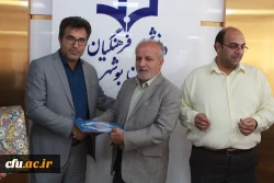 با حضور رئیس دانشگاه انجام شد؛
تقدیر از مسئولان و فعالان حوزه دانشجویی پردیس های دانشگاه فرهنگیان استان بوشهر 15