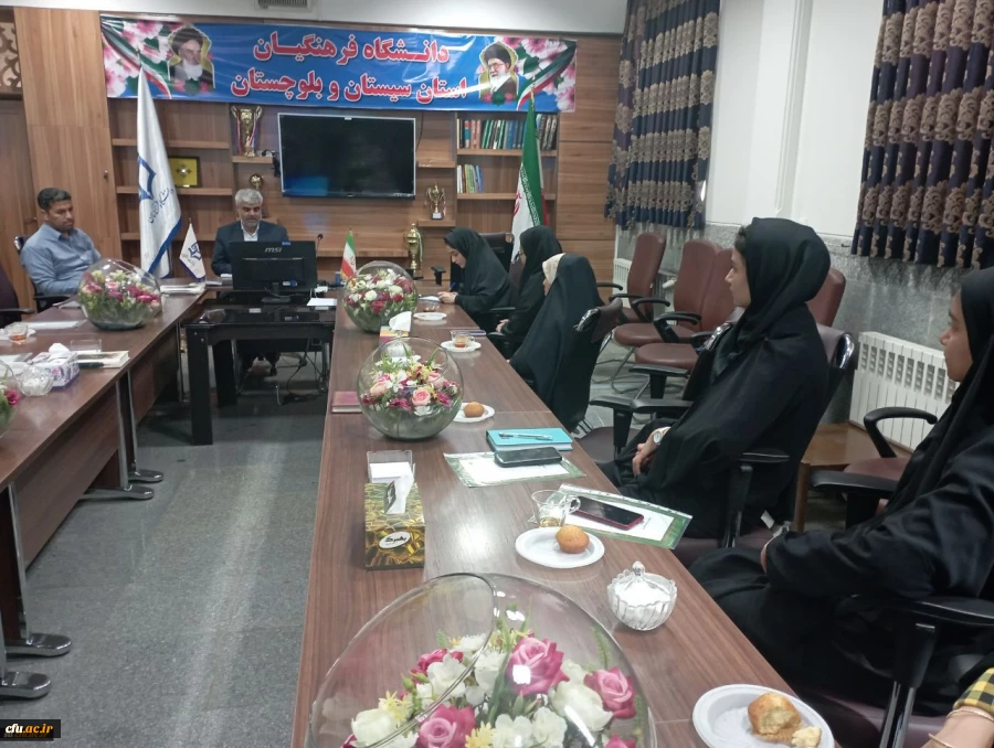 دیدار رئیس دانشگاه فرهنگیان و دانشجو معلمان حوزه رسانه
 2