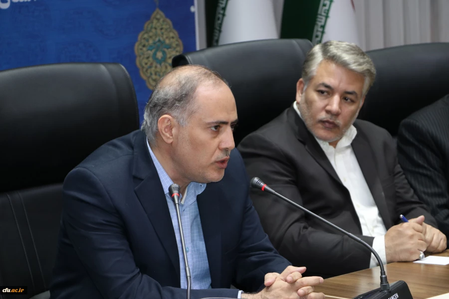 در نشست تخصصی مسئولان نظارت، ارزیابی و تضمین کیفیت دانشگاه فرهنگیان تصریح شد: 2