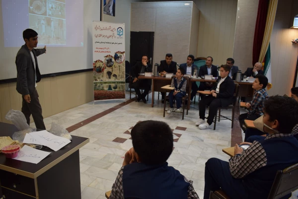 مرحله منطقه ای دهمین جشنواره تدریس برتر، منطقه 5 10