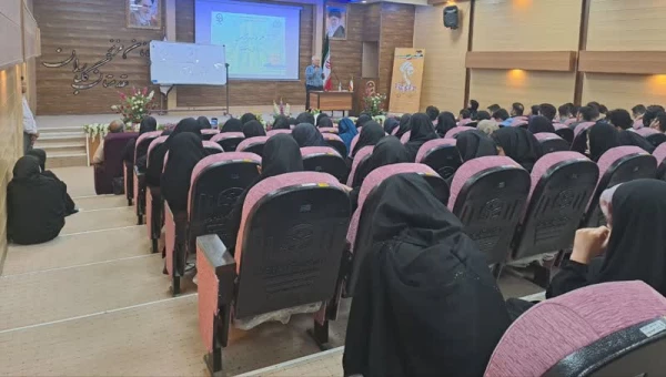 برگزاری مراسم بزرگداشت حکیم خیام نیشابوری و روز ملی ریاضیات با حضور پروفسور کرم زاده 5