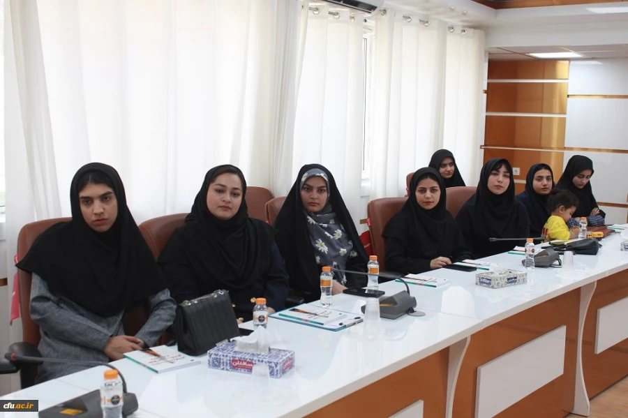 در دانشگاه فرهنگیان استان بوشهر؛
برگزیدگان علمی کانون شاهد و ایثارگر تقدیر شدند 5