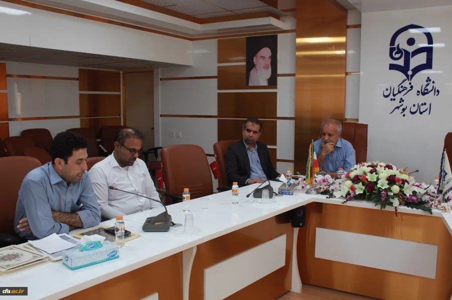 در دانشگاه فرهنگیان استان بوشهر؛
برگزیدگان علمی کانون شاهد و ایثارگر تقدیر شدند 8