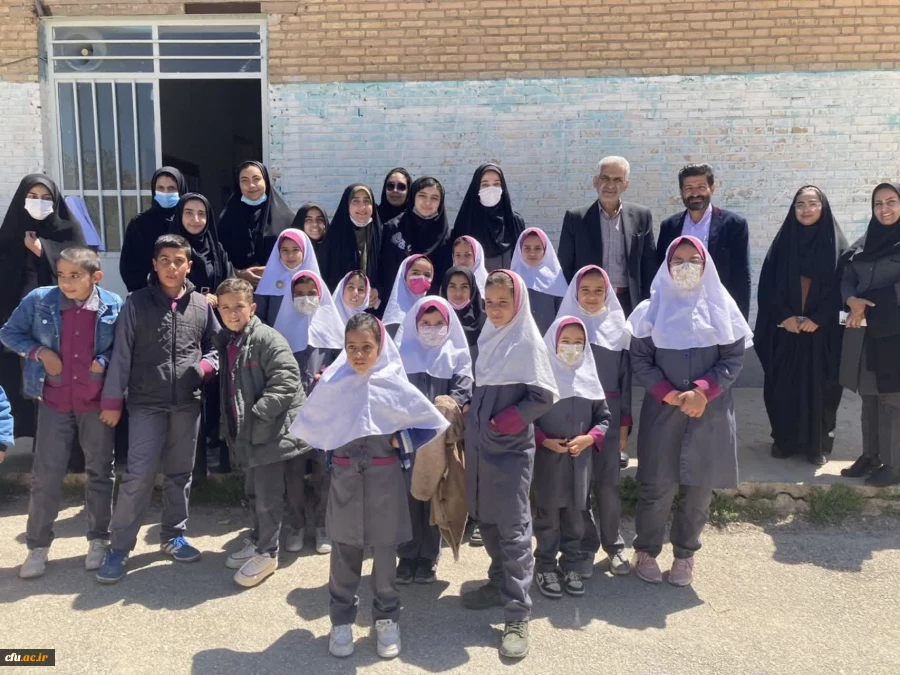 بازدید دانشجو معلمان از مدارس چند پایه  4