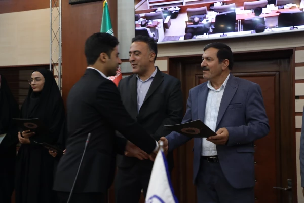 مراسم اختتامیه چهارمین جشنواره ملی یادگیری الکترونیکی دانشگاه فرهنگیان برگزار شد. 14