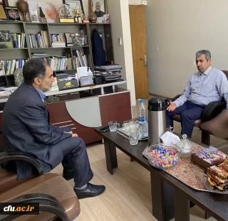 دیدار سرپرست مدیریت امور پردیس های کرمان با رئیس کمیسیون اقتصادی مجلس