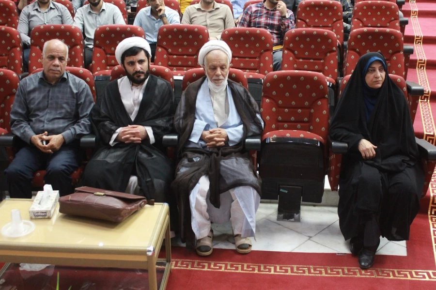 با حضور رئیس ستاد اقامه نماز استان بوشهر؛
دوره معراج در دانشگاه فرهنگیان بوشهر برگزار شد 5