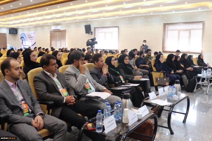 دومین جشنواره تدریس اثربخش زبان انگلیسی
 9