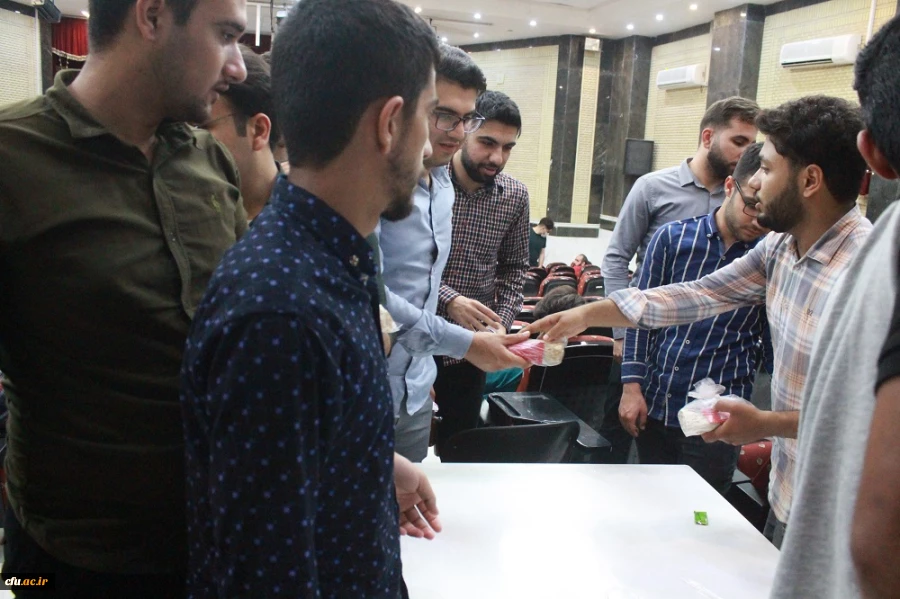 در پردیس علامه طباطبایی بوشهر؛
جشن بزرگ میلاد امام رضا (ع) برگزار شد
 14