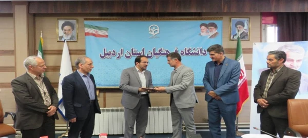 رقابت 700 دانشجو معلم در اولین لیگ والیبال و فوتسال دانشگاه فرهنگیان 