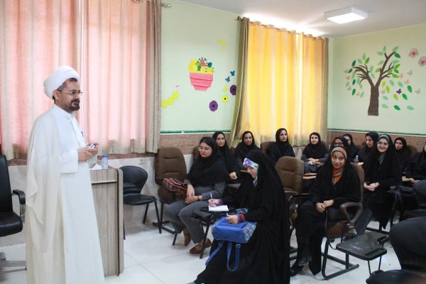 با حضور رئیس ستاد اقامه نماز استان بوشهر برگزار شد:
طرح معراج ویژه دانشجومعلمان دختر پردیس بنت الهدی صدر  17