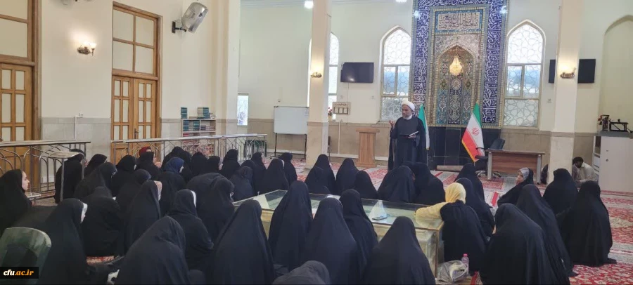 برگزاری اردوی مشهد مقدس ویژه دانشجویان شرکت کننده در طرح ولایت
 3