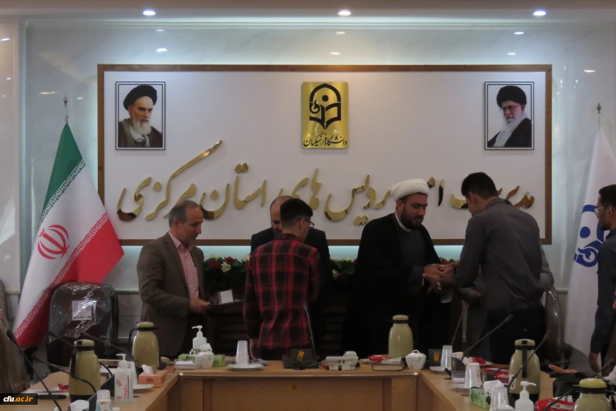 اولین دوره مسابقات مناظره دانشجویی معلمان
 7