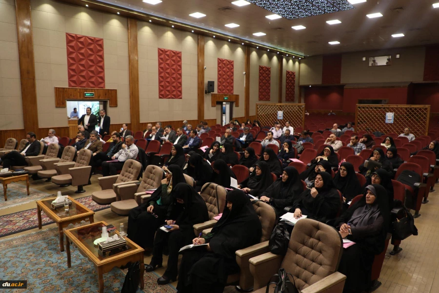  اولین گردهمایی مدارس وابسته آموزشی دانشگاه فرهنگیان و برنامه درسی کارورزی 51