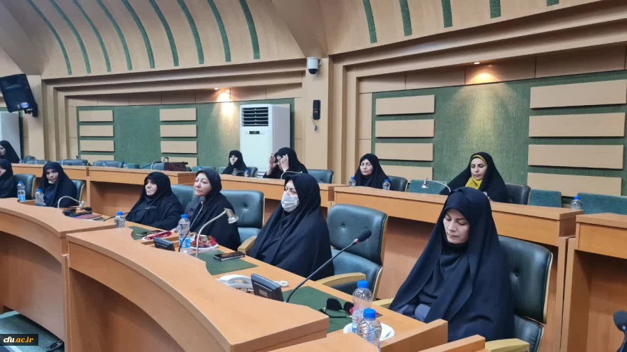 حضور پرشور اساتید دانشگاه فرهنگیان در مراسم محوری گرامیداشت روز ملی بسیج اساتید
 2