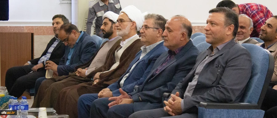 باحضور حجت الاسلام و المسلمین مبشری معاون فرهنگی اجتماعی دانشگاه فرهنگیان کشور برگزار شد؛ آیین تکریم و معارفه مدیر امور پردیس های دانشگاه فرهنگیان استان سمنان  4