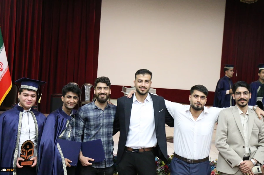 در دانشگاه فرهنگیان استان بوشهر؛
جشن باشکوه دانش آموختگی 205 دانشجومعلم پردیس علامه طباطبایی برگزار شد 2