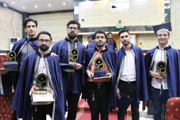 در دانشگاه فرهنگیان استان بوشهر؛
جشن باشکوه دانش آموختگی 205 دانشجومعلم پردیس علامه طباطبایی برگزار شد 3